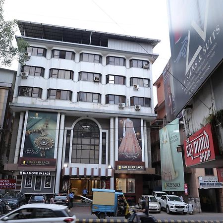 Hotel Mangalore International Kültér fotó
