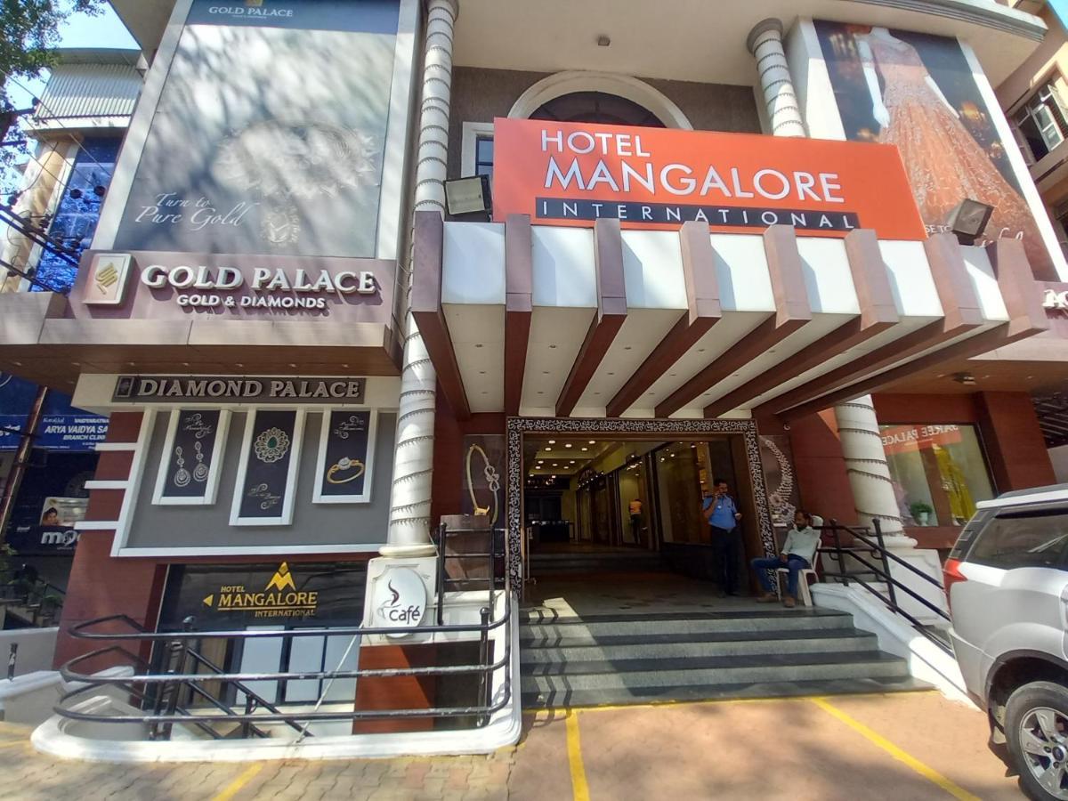 Hotel Mangalore International Kültér fotó