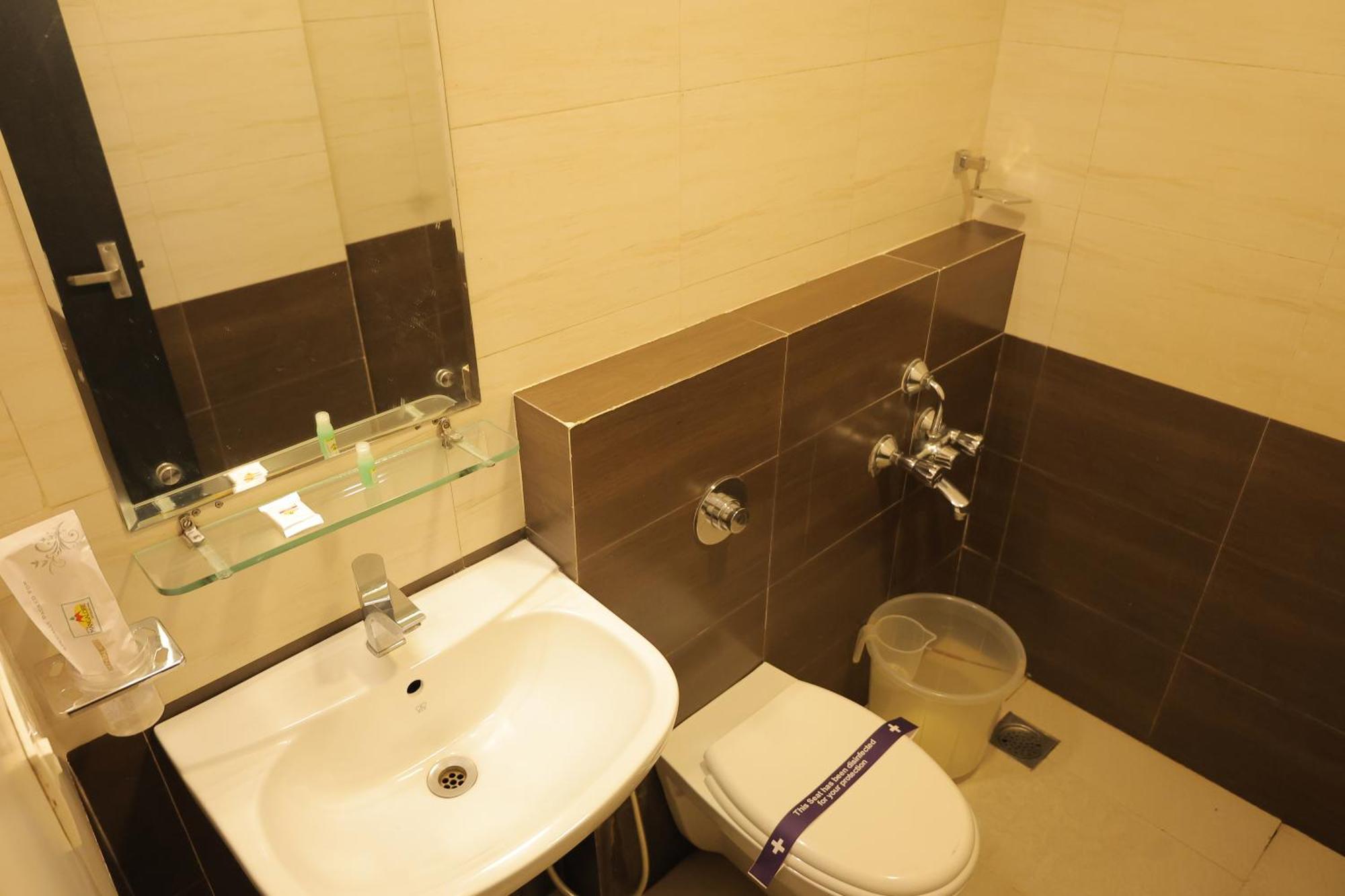 Hotel Mangalore International Kültér fotó