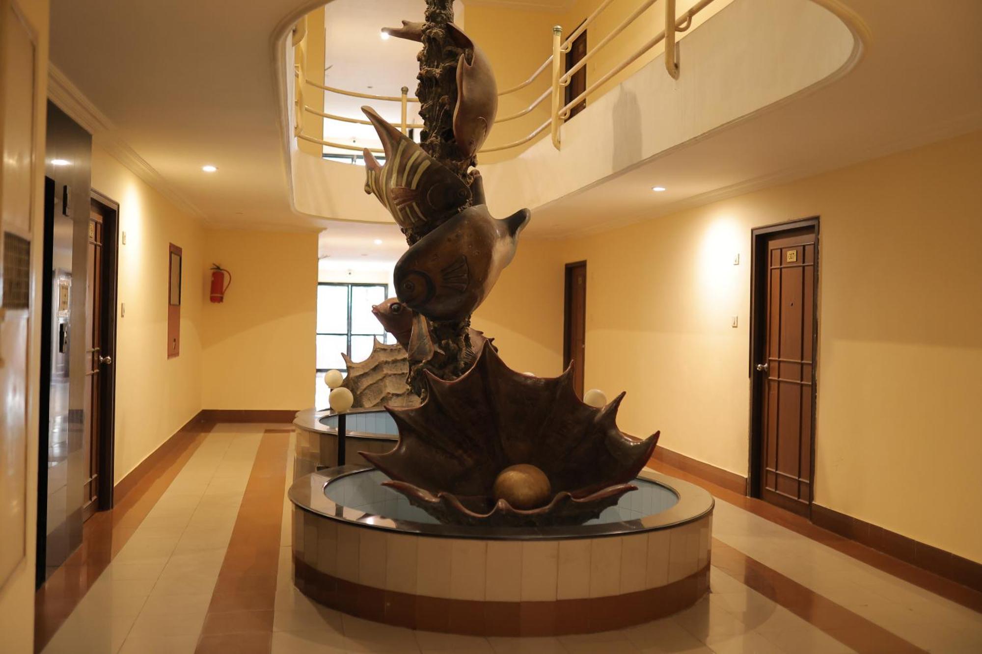 Hotel Mangalore International Kültér fotó