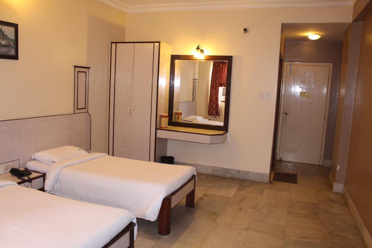 Hotel Mangalore International Kültér fotó
