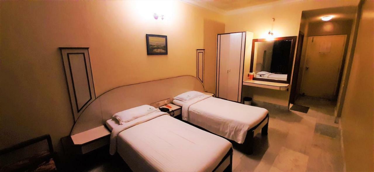 Hotel Mangalore International Kültér fotó