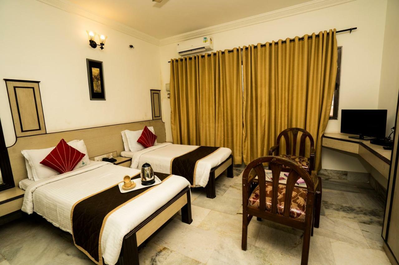 Hotel Mangalore International Kültér fotó