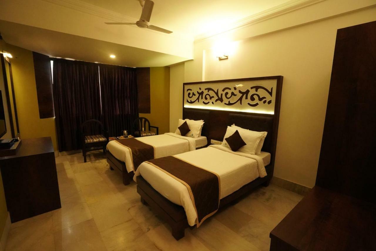 Hotel Mangalore International Kültér fotó
